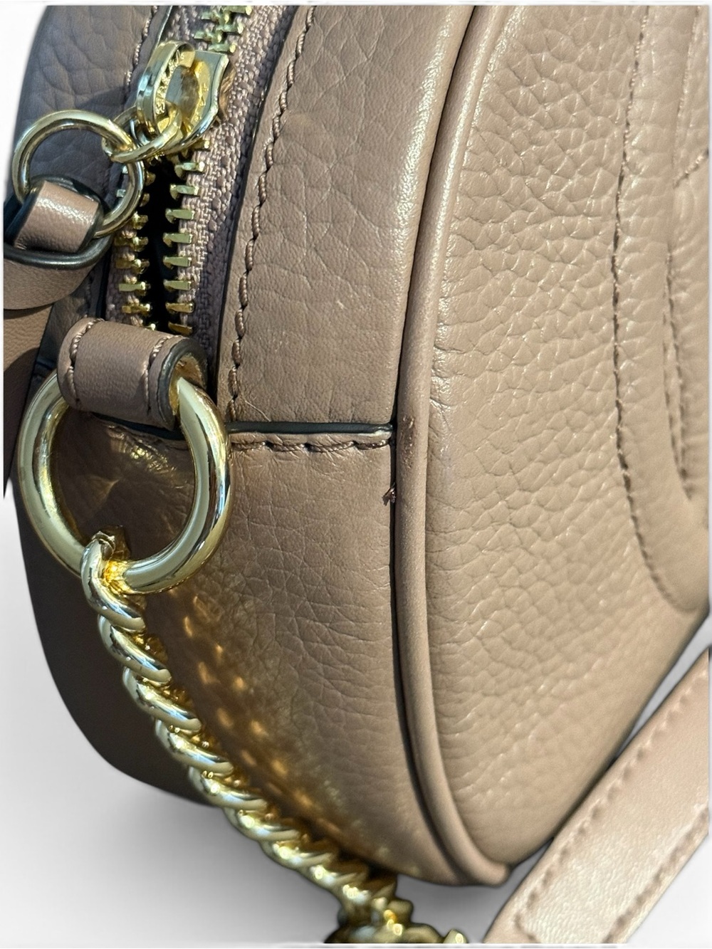 Authentic Michael Kors Pebbled Leather Camera Crossbody Bag - Picture 3 of 11